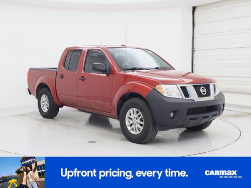 Red 2016 Nissan Frontier SV