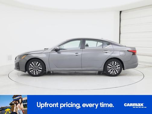 Gray 2023 Nissan Altima SV