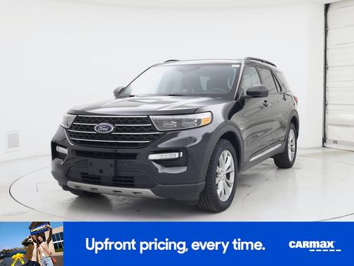 Black 2021 Ford Explorer XLT