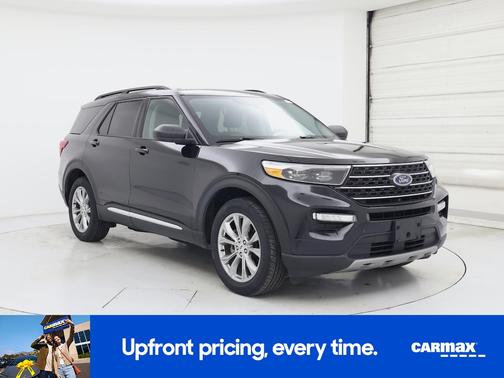 Black 2021 Ford Explorer XLT