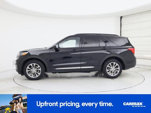 Black 2021 Ford Explorer XLT