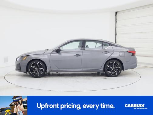 Gray 2024 Nissan Altima SR