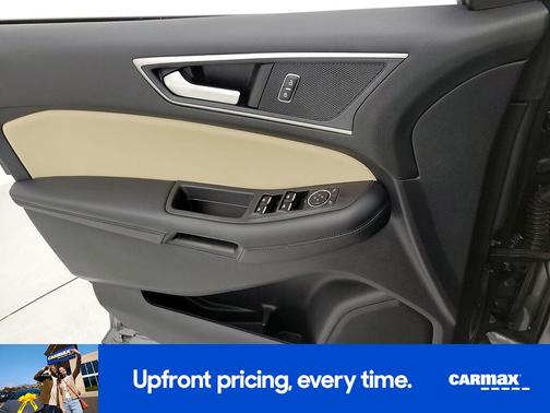 Gray 2022 Ford Edge SEL