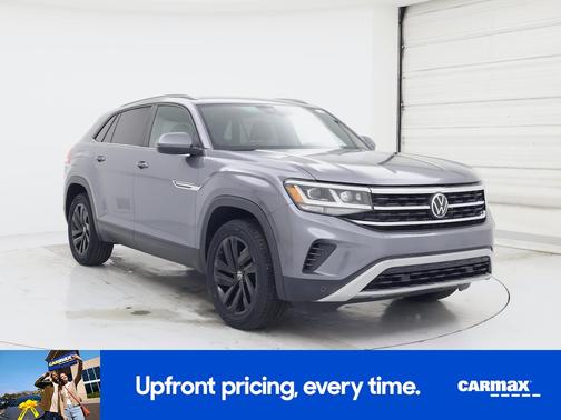 Gray 2022 Volkswagen Atlas Cross Sport SE w/Tech