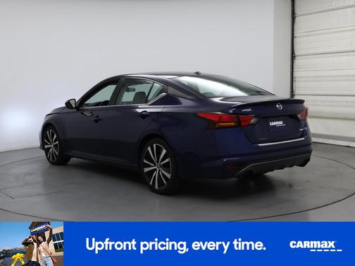 2022 Nissan Altima SR
