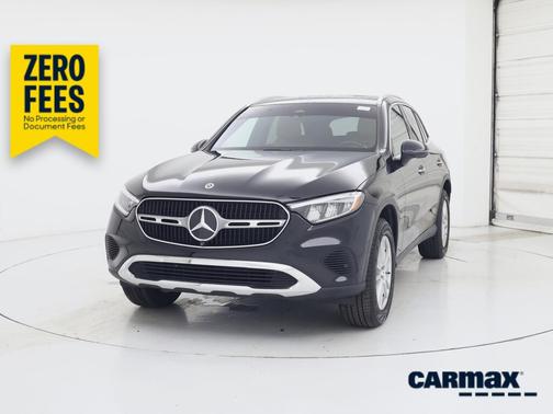 Black 2023 Mercedes-Benz GLC 300