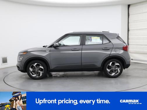 2022 Hyundai VENUE SEL