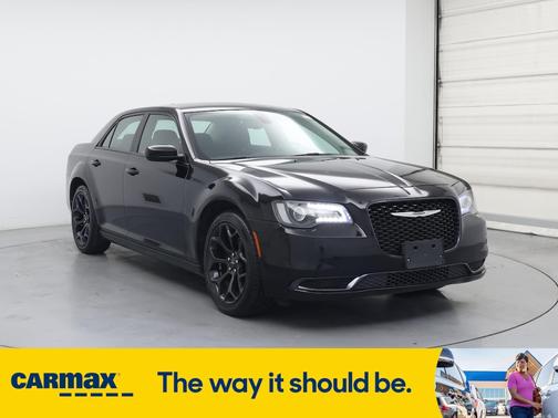 2019 Chrysler 300 Touring