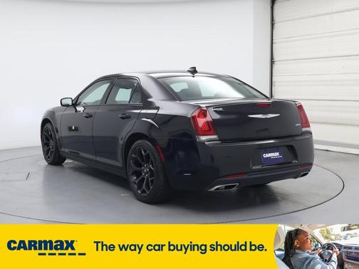 2019 Chrysler 300 Touring