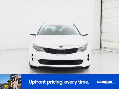 White 2018 Kia Optima LX