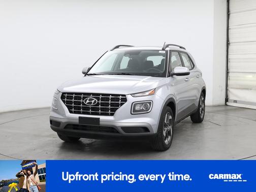 2023 Hyundai VENUE SEL