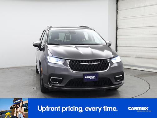 2023 Chrysler Pacifica Touring