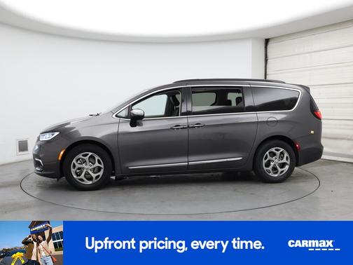 2023 Chrysler Pacifica Touring