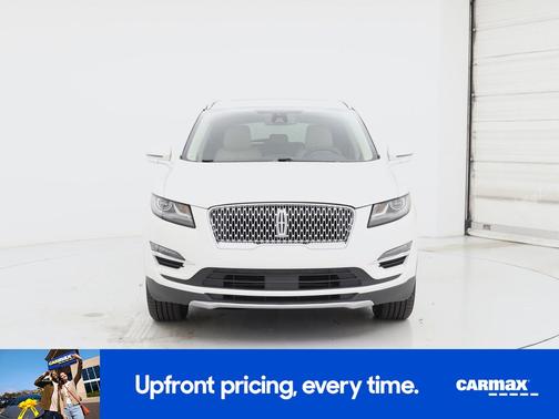 White 2019 Lincoln MKC Select