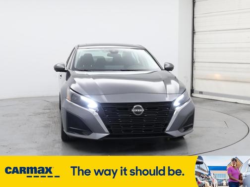 2023 Nissan Altima SL