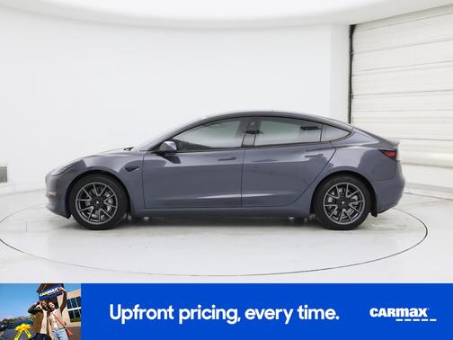 Gray 2022 Tesla Model 3 Long Range