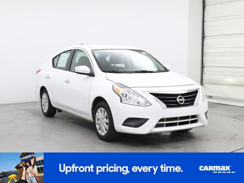 2019 Nissan Versa SV