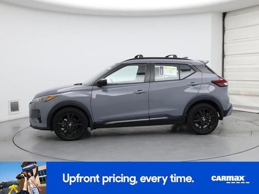 2021 Nissan Kicks SR