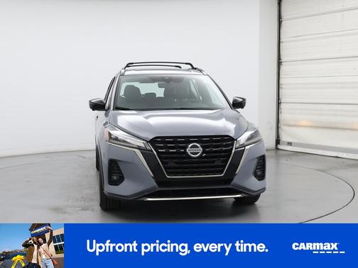 2021 Nissan Kicks SR