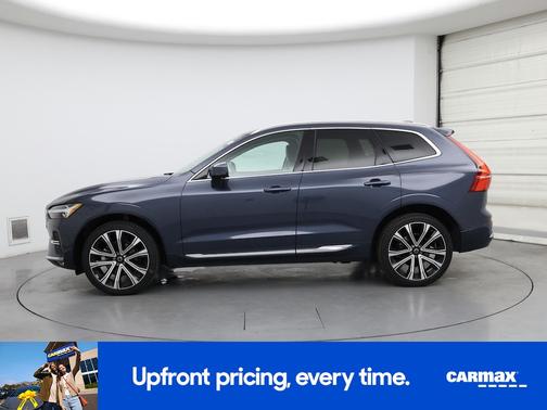 2023 Volvo XC60 B5 Ultimate Bright Theme