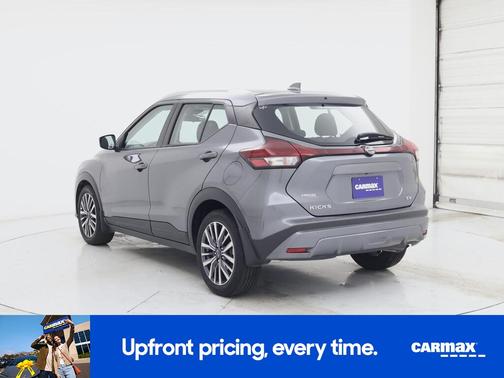 Gray 2023 Nissan Kicks SV