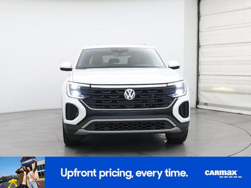 2024 Volkswagen Atlas Cross Sport SE w/Tech