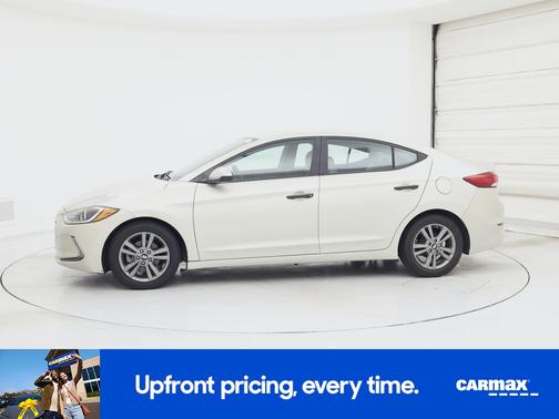 Gold 2017 Hyundai ELANTRA SE