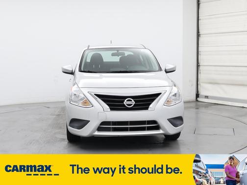 2019 Nissan Versa SV