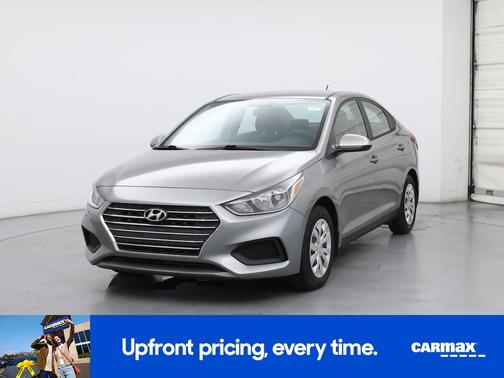 2022 Hyundai Accent SE