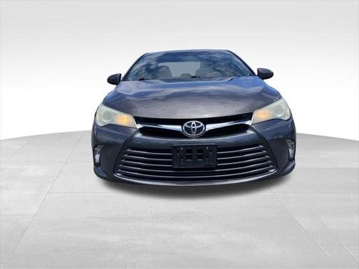2016 Toyota Camry XLE