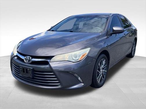 2016 Toyota Camry XLE