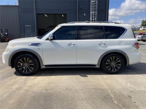 2017 Nissan Armada Platinum