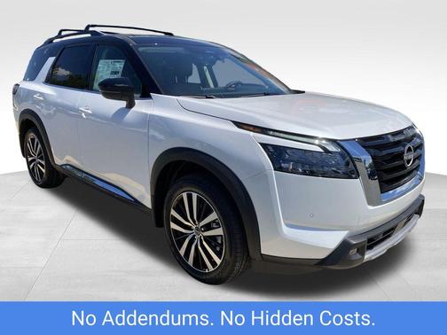 2025 Nissan Pathfinder Platinum FWD