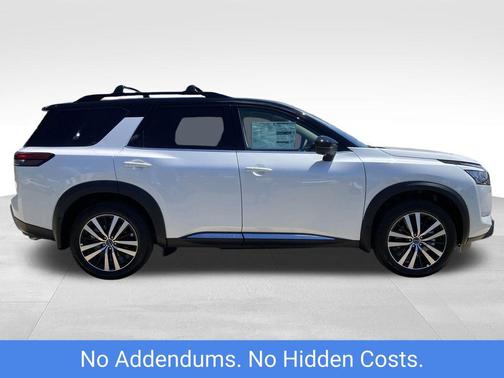 2025 Nissan Pathfinder Platinum FWD