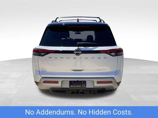 2025 Nissan Pathfinder Platinum FWD