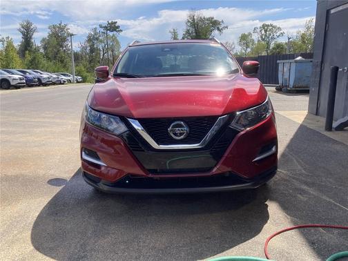 2022 Nissan Rogue Sport SL
