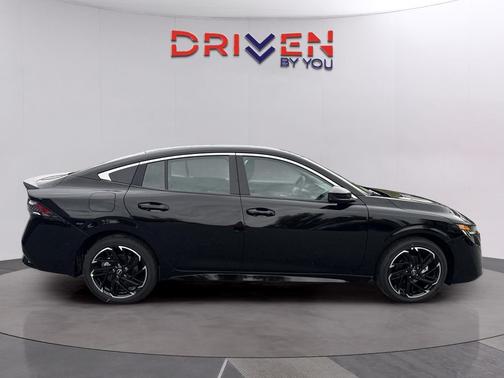 Super Black 2026 Nissan Sentra SR