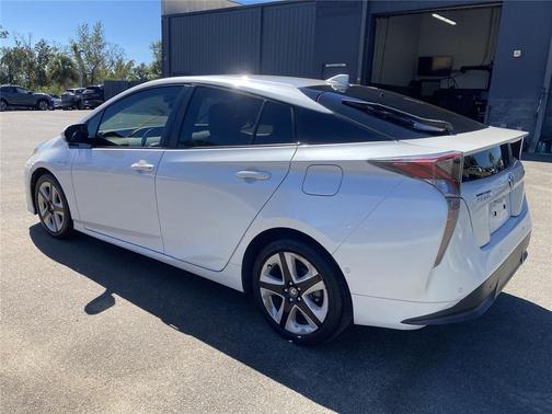 2018 Toyota Prius Three Touring