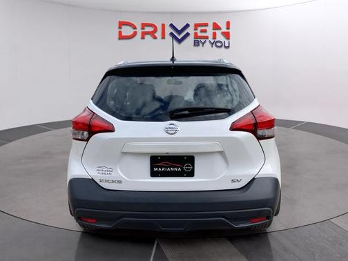 2019 Nissan Kicks SV