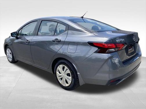 2023 Nissan Versa 1.6 S
