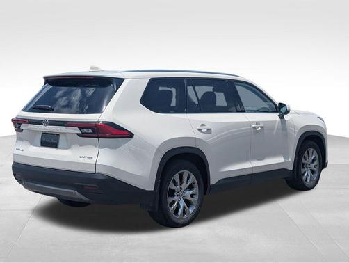2024 Toyota Grand Highlander Hybrid XLE