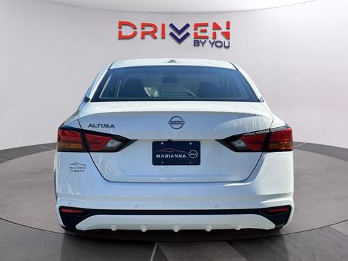 2025 Nissan Altima S FWD