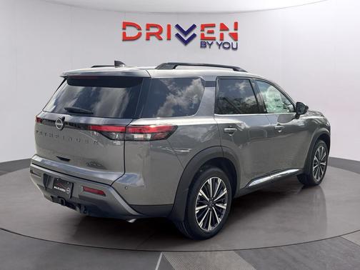 Gun Metallic 2026 Nissan Pathfinder Platinum