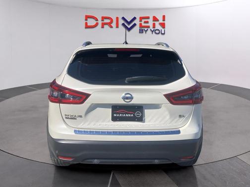 2020 Nissan Rogue Sport SL