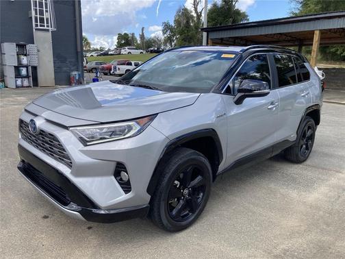 2021 Toyota RAV4 Hybrid SE