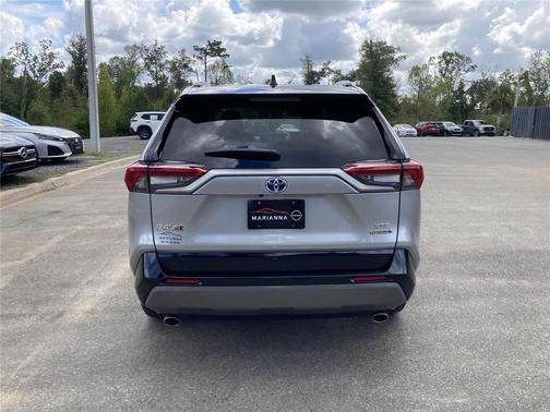 2021 Toyota RAV4 Hybrid SE