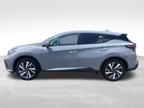 2023 Nissan Murano SL FWD