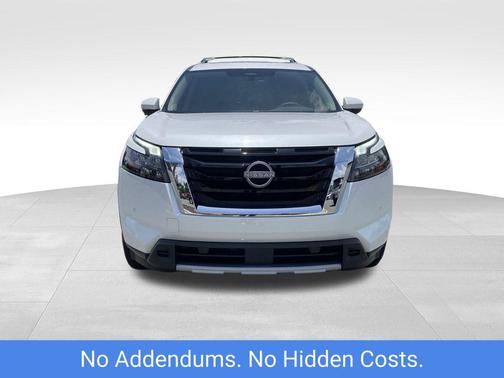 2025 Nissan Pathfinder SL FWD