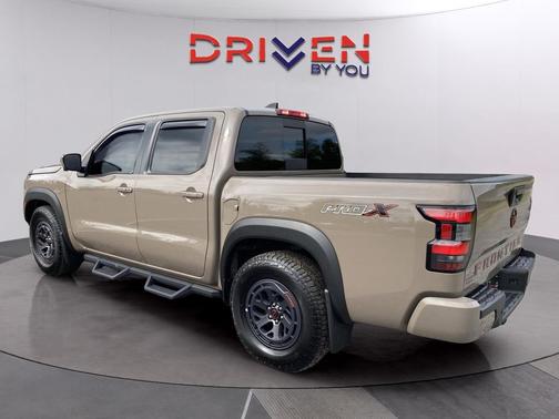 2023 Nissan Frontier PRO-X