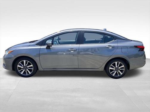 2023 Nissan Versa 1.6 SV